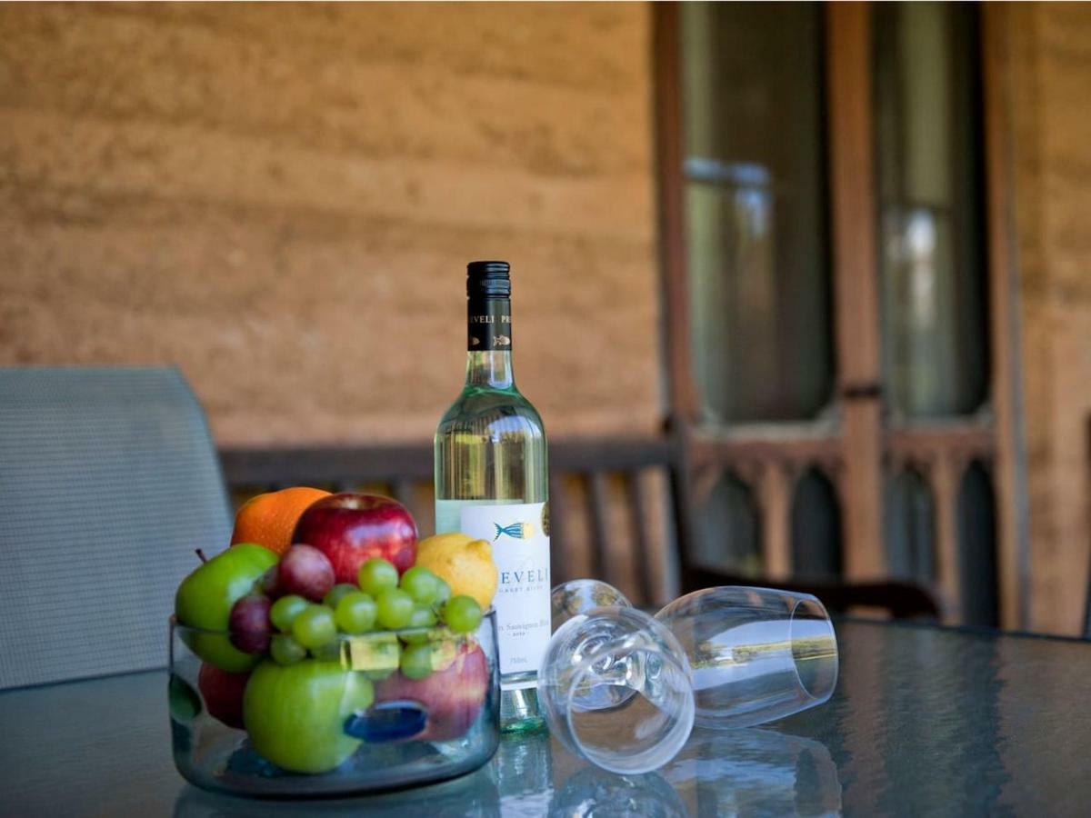 Tea Tree - Pet Friendly - Prevelly - *